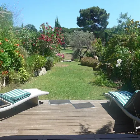 Award Winning St Tropez Golf Сен-Тропе